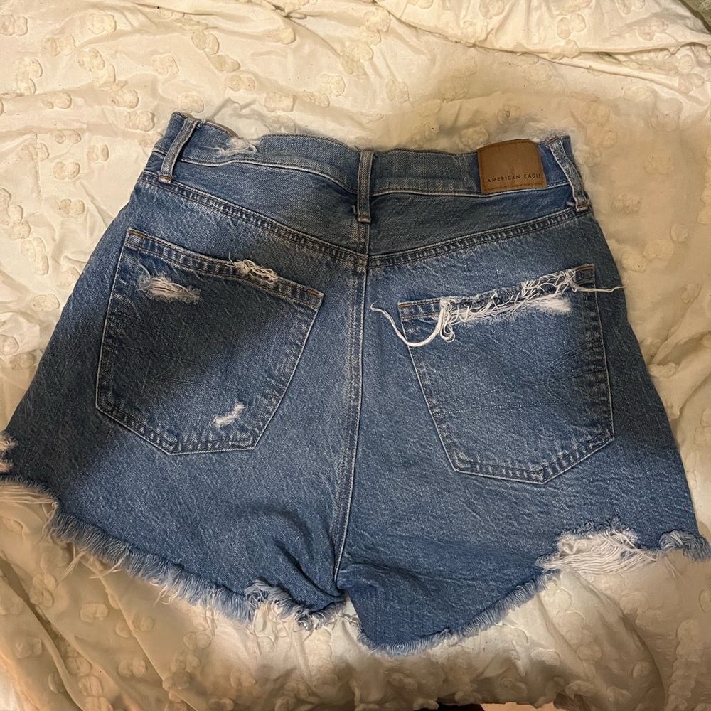 American Eagle Shorts - Picture 6 of 6